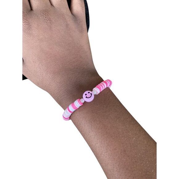 Adorable Handmade Beaded Bracelets Set Smiley face Design - Picture 3 of 3